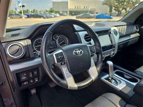 2017 Toyota Tundra Platinum