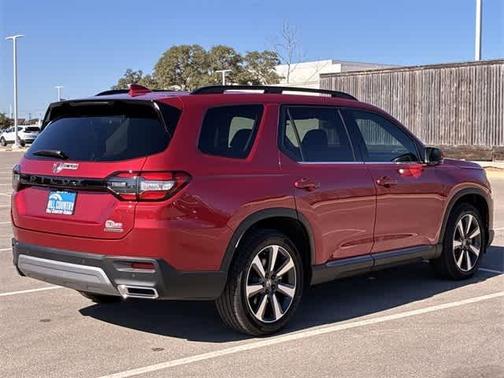 2025 Honda Pilot Touring