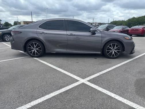 Predawn Gray Mica 2023 Toyota Camry SE