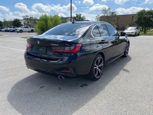 2021 BMW 330e 330e