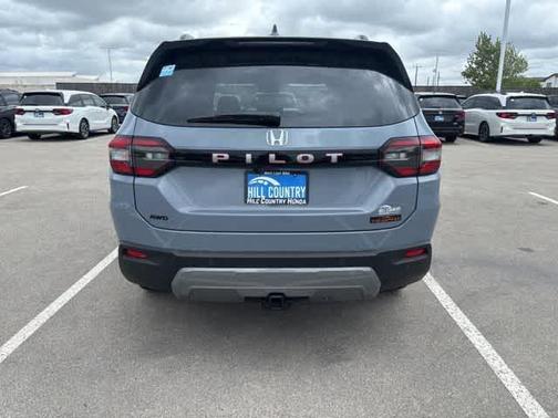 Gray 2026 Honda Pilot TrailSport