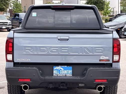 Sonic Gray Pearl 2025 Honda Ridgeline TrailSport+