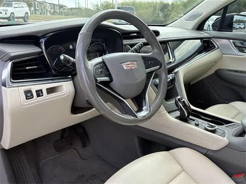 2021 Cadillac XT6 Premium Luxury FWD