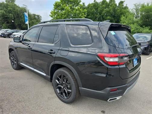2025 Honda Pilot TOURING+