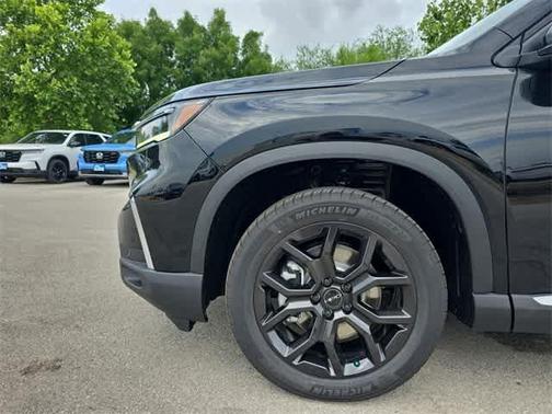 2025 Honda Pilot TOURING+
