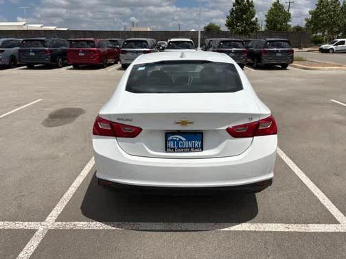 Summit White 2023 Chevrolet Malibu LT