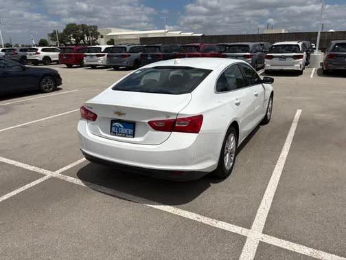 Summit White 2023 Chevrolet Malibu LT