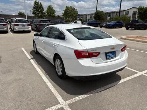 Summit White 2023 Chevrolet Malibu LT