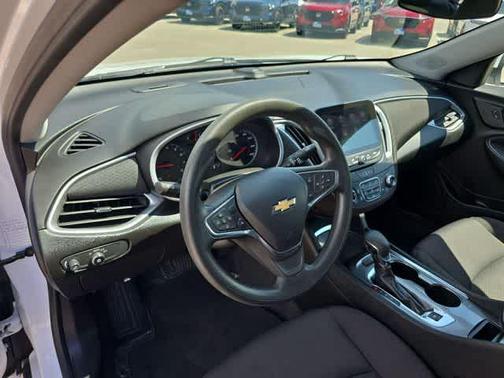 Summit White 2023 Chevrolet Malibu LT