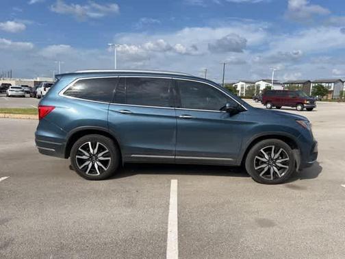 2021 Honda Pilot Touring 7-Passenger