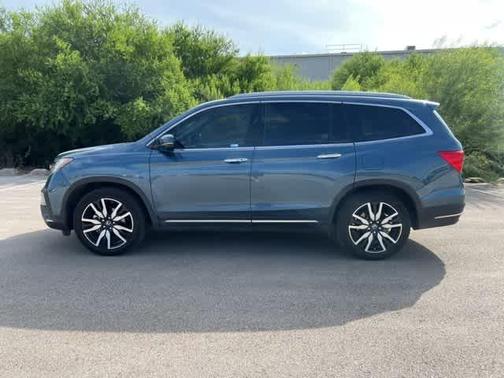 2021 Honda Pilot Touring 7-Passenger