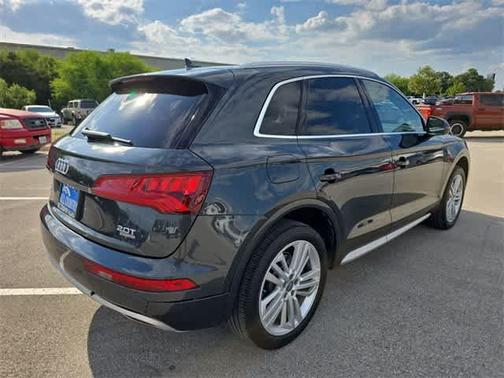2018 Audi Q5 2.0T Premium Plus