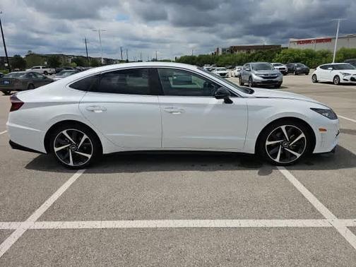 2021 Hyundai SONATA SEL Plus