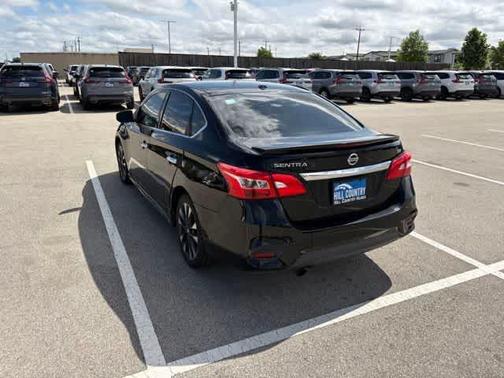 Black 2016 Nissan Sentra SR