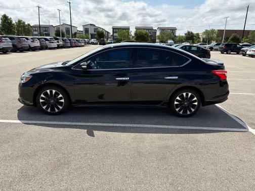 Black 2016 Nissan Sentra SR