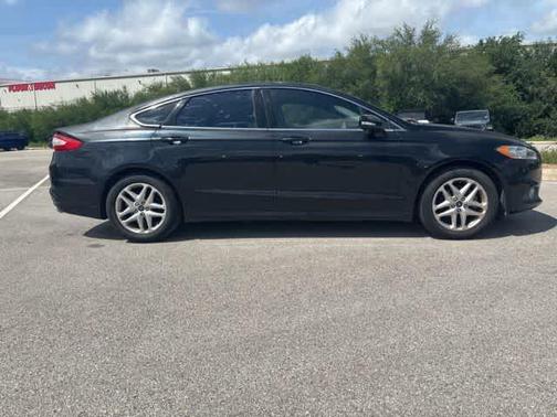 Tuxedo Black Metallic 2013 Ford Fusion SE
