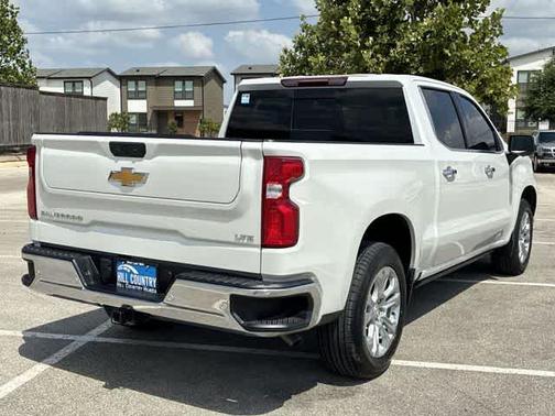 Iridescent Pearl Tricoat 2024 Chevrolet Silverado 1500 LTZ