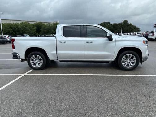 Iridescent Pearl Tricoat 2024 Chevrolet Silverado 1500 LTZ