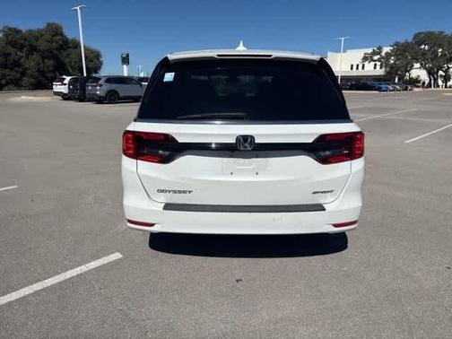 2024 Honda Odyssey Sport