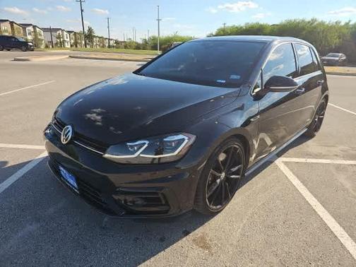 2019 Volkswagen Golf R 2.0T w/DCC & Navigation