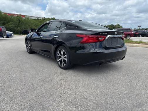 Black 2016 Nissan Maxima 3.5 SL