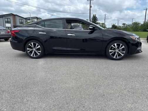 Black 2016 Nissan Maxima 3.5 SL
