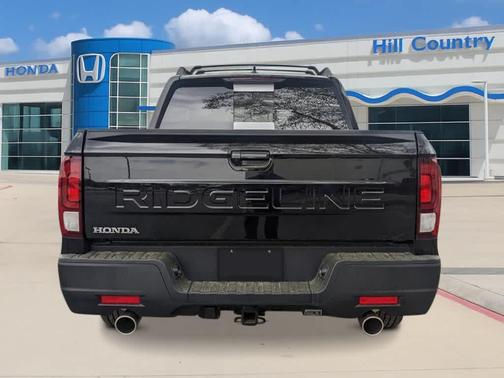 Crystal Black Pearl 2026 Honda Ridgeline RTL