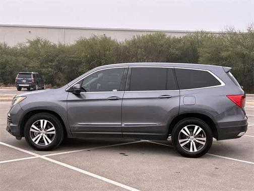 2016 Honda Pilot EX-L w/ Navigation