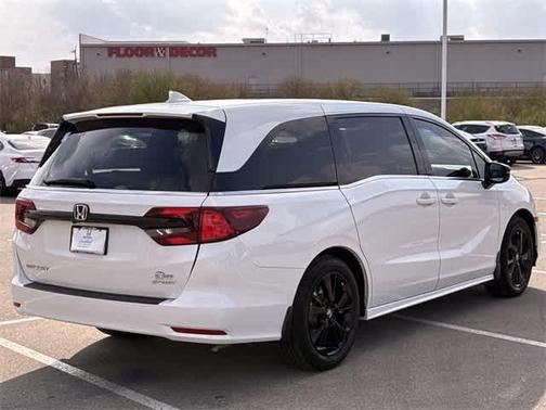 2023 Honda Odyssey Sport