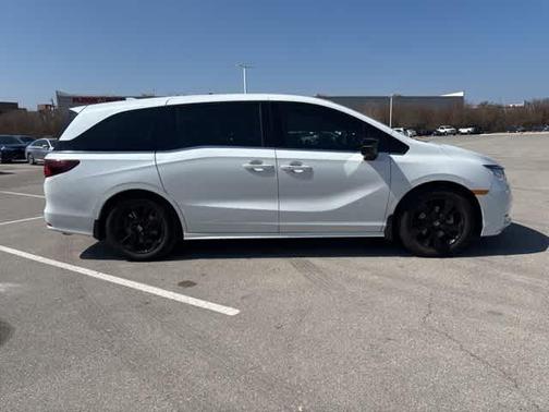 2023 Honda Odyssey Sport