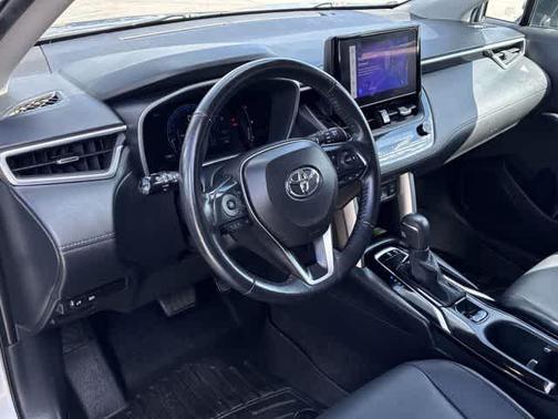 Sonic Silver 2023 Toyota Corolla Cross XLE