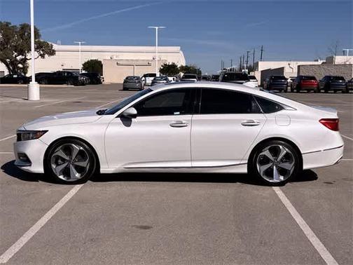 2019 Honda Accord Touring 2.0T