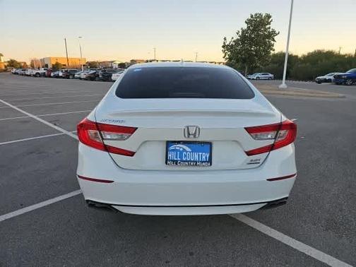 2019 Honda Accord Touring 2.0T
