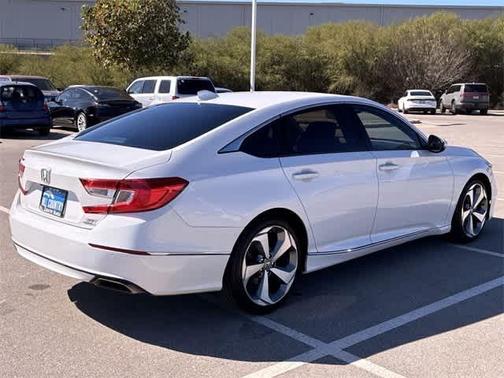 2019 Honda Accord Touring 2.0T