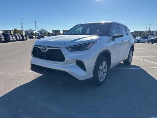 2022 Toyota Highlander L
