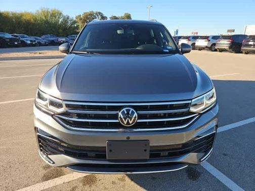 2024 Volkswagen Tiguan 2.0T SEL R-Line