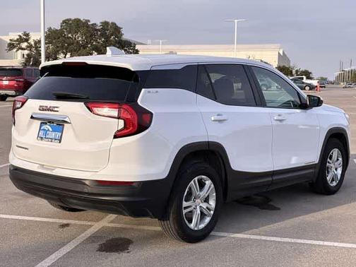 Summit White 2024 GMC Terrain SLE