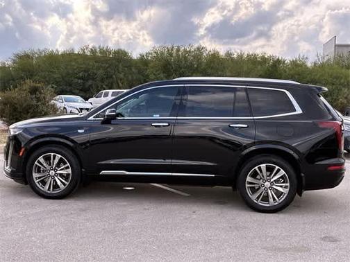 2021 Cadillac XT6 Premium Luxury FWD