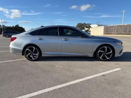 2022 Honda Accord Sport SE