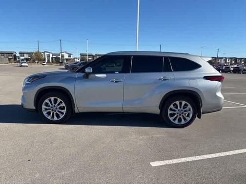 2023 Toyota Highlander Hybrid Limited