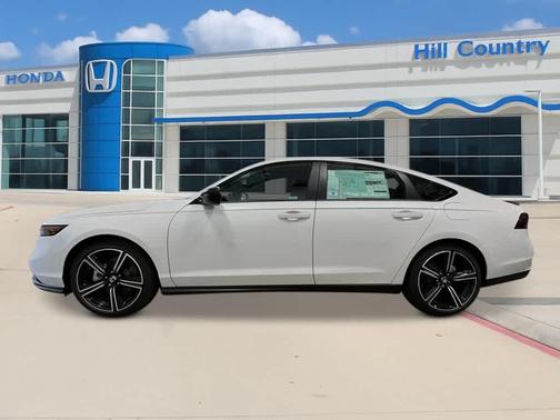 Platinum White Pearl 2026 Honda Accord Hybrid Sport