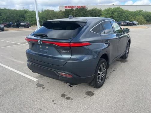 2021 Toyota Venza LE
