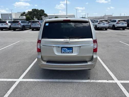 Cashmere Pearl 2013 Chrysler Town & Country Touring