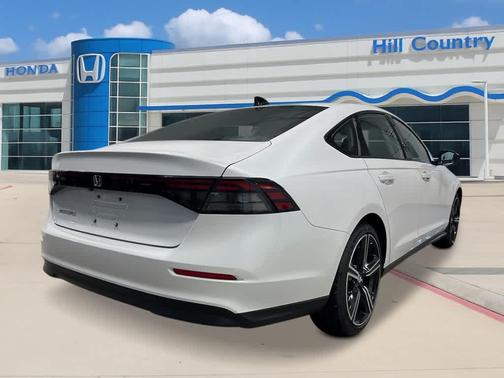 Platinum White Pearl 2026 Honda Accord SE