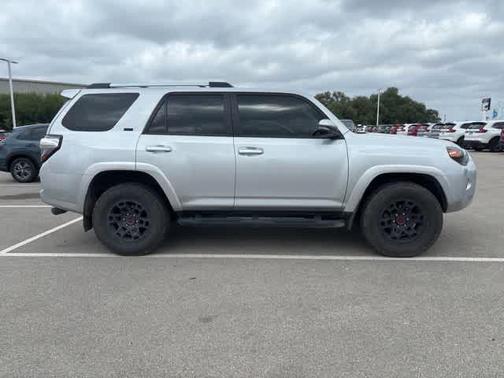 Classic Silver Metallic 2024 Toyota 4Runner SR5 Premium
