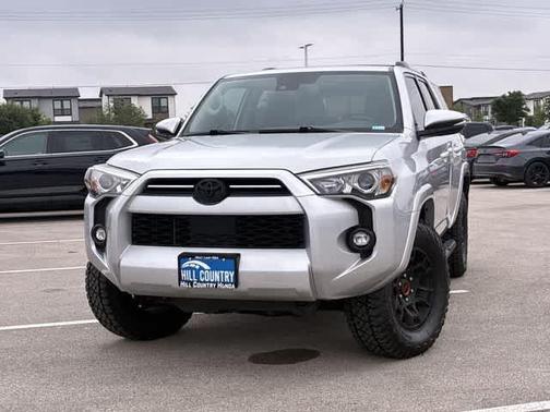 Classic Silver Metallic 2024 Toyota 4Runner SR5 Premium