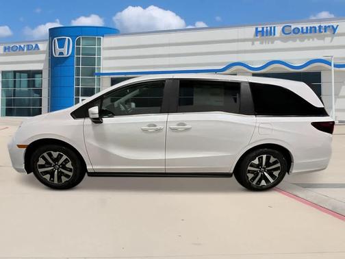 Platinum White Pearl 2026 Honda Odyssey EX-L