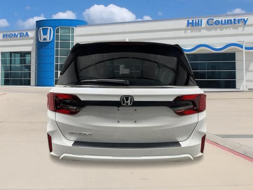 Platinum White Pearl 2026 Honda Odyssey EX-L