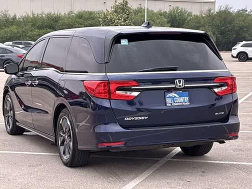 Obsidian Blue Pearl 2021 Honda Odyssey Elite
