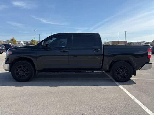 2018 Toyota Tundra SR5